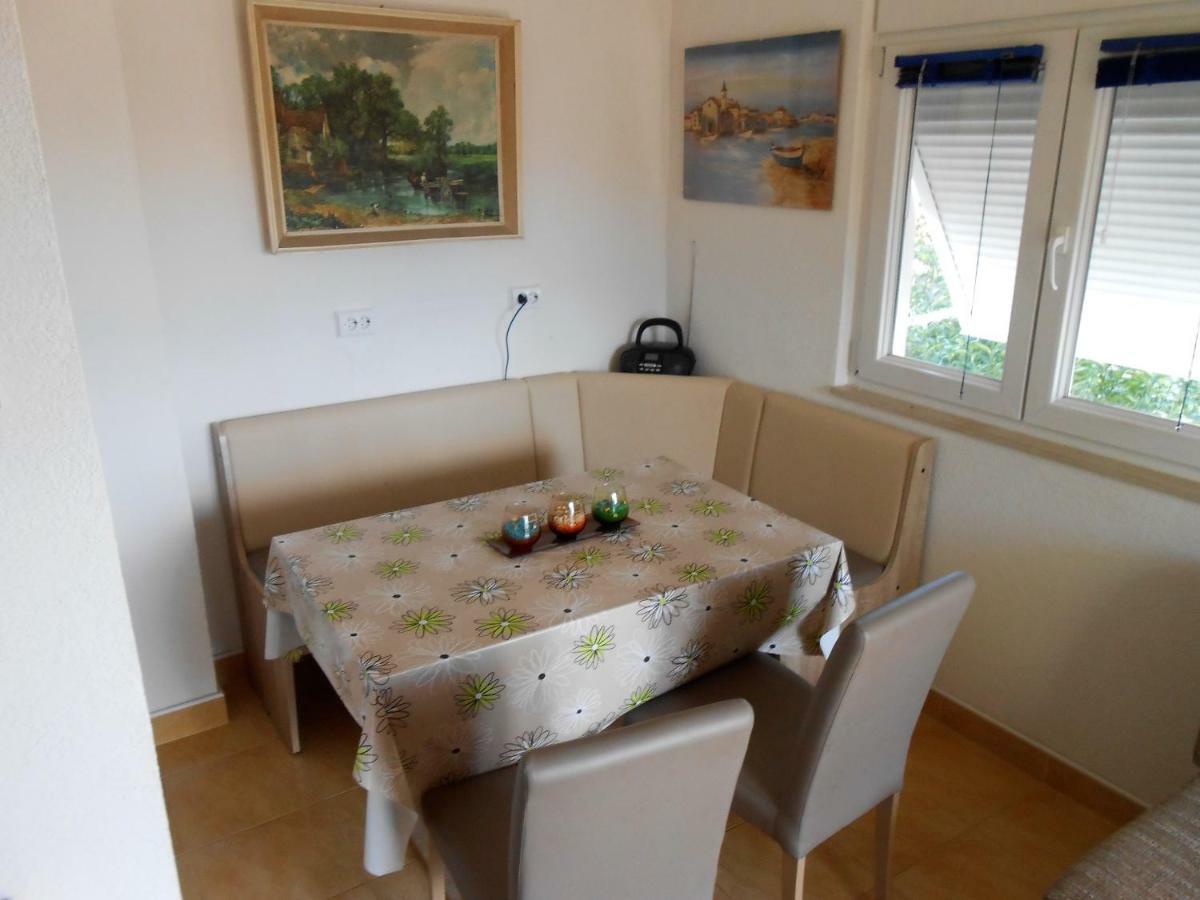 Gogi Apartman Donji Okrug  Exterior foto